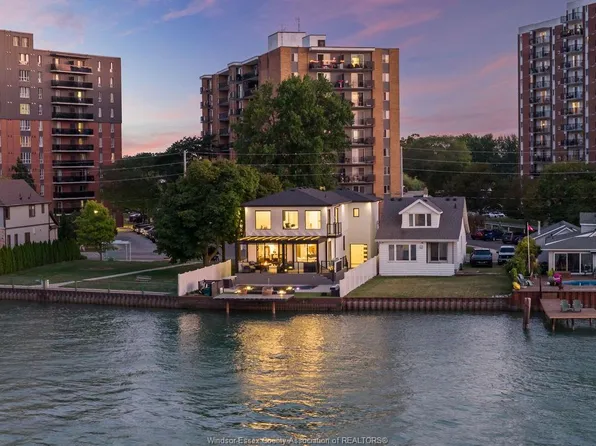 8720 Riverside Dr E, Windsor, ON N8S 1G4