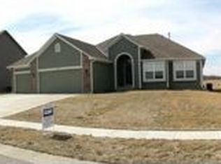 15716 Richmond Ave, Belton, MO 64012