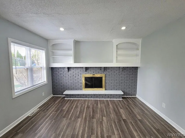 48 Taverly Dr — Photo 13