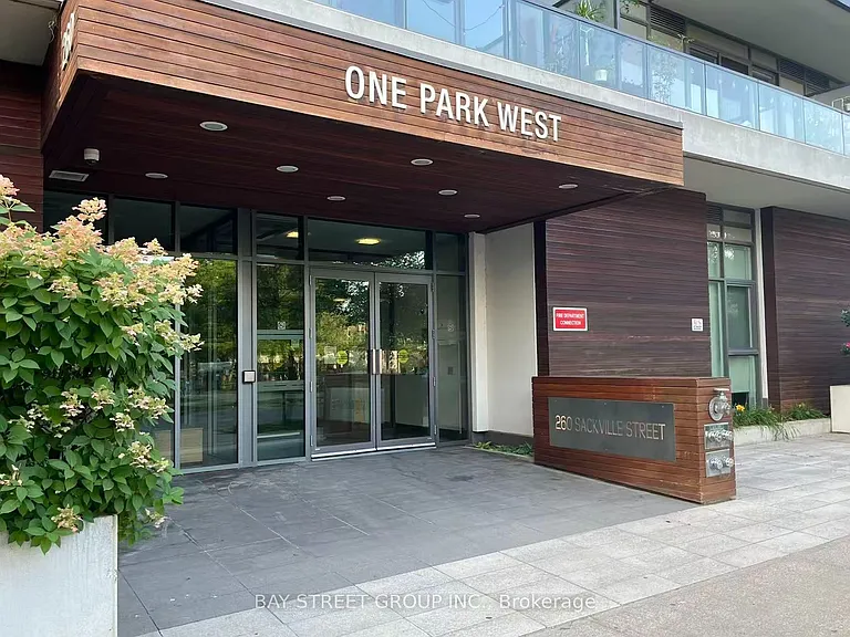 260 Sackville St #909 — Photo 2