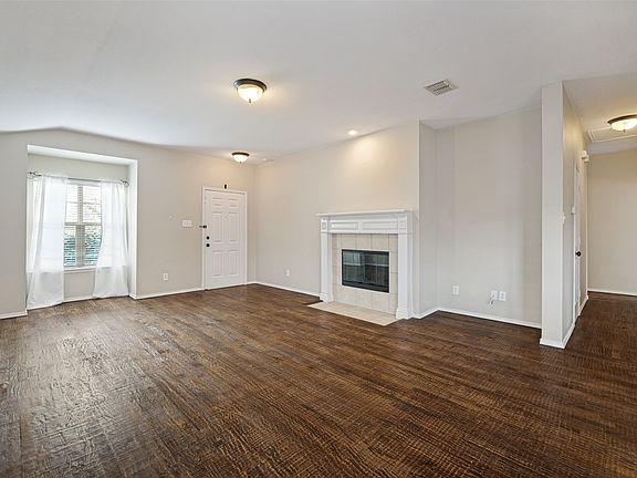 4th image of 2677 Calmwater Dr