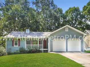 318 Laurel Ln, Stockbridge, GA 30281