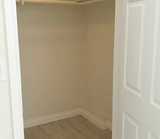 9957 Delco Ave — Photo 11