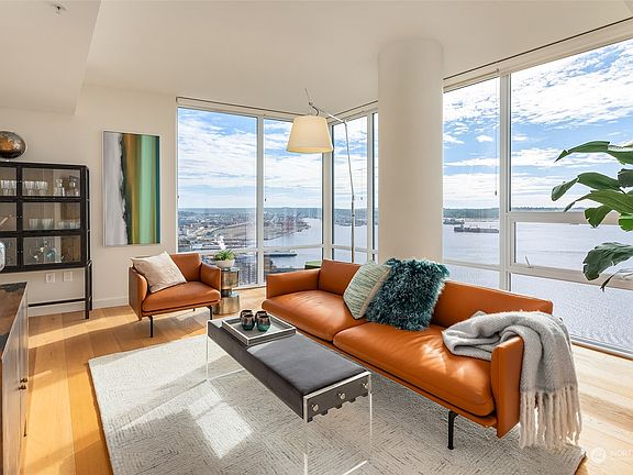 2nd image of 121 Stewart Street #3305