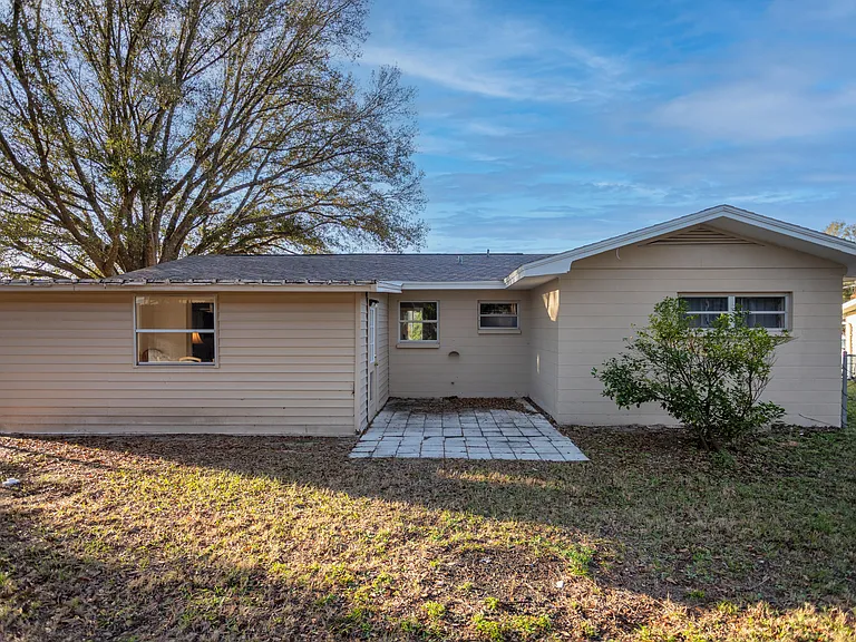 19595 SW Rainbow Lakes Blvd — Photo 7