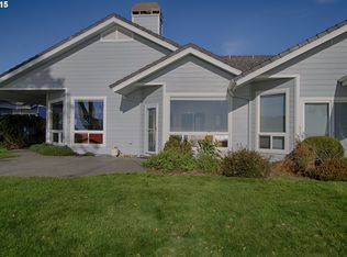 110 Schooner Bay Dr, Brookings, OR