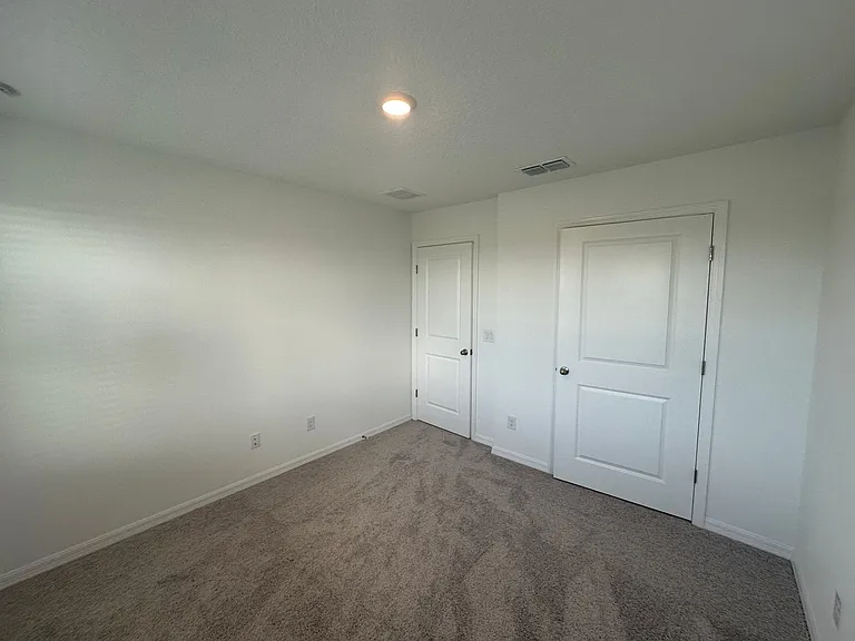6541 Cyrils Dr — Photo 12