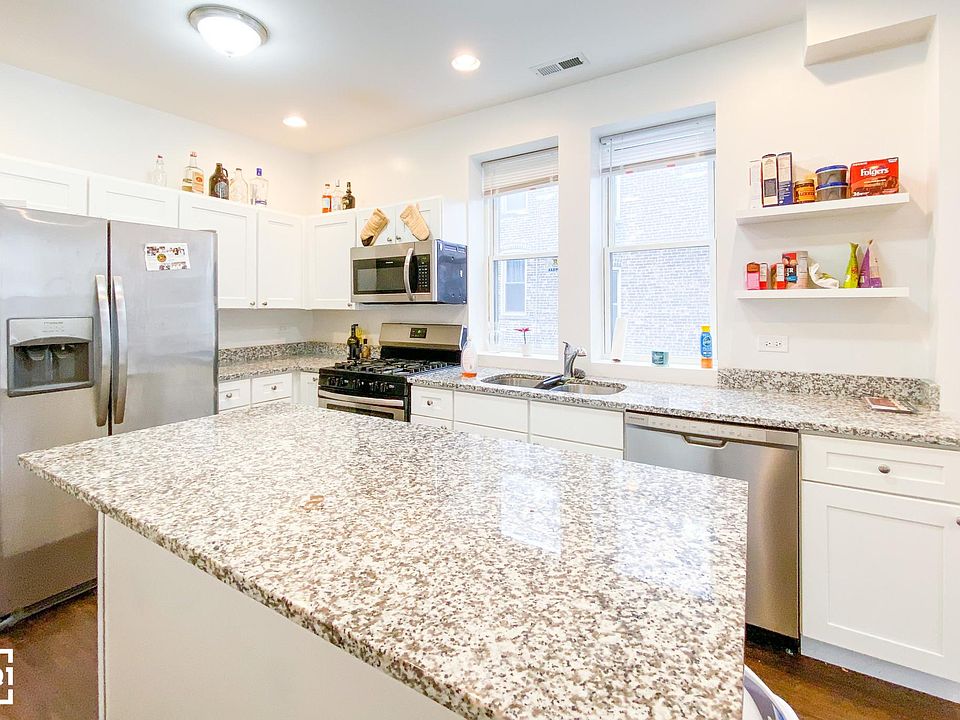 1st image of 1648 W Cortland St #1