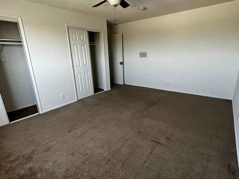 4141 Rosecrans Ave — Photo 14