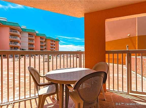 Welcome to Beach Cottages II 2106!