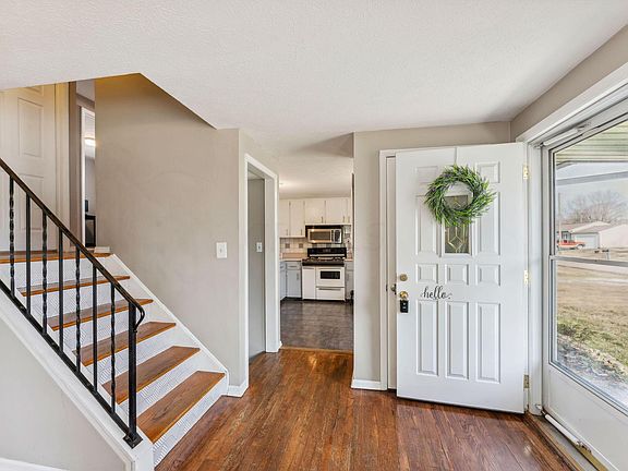 4th image of 65 Flamingo Dr