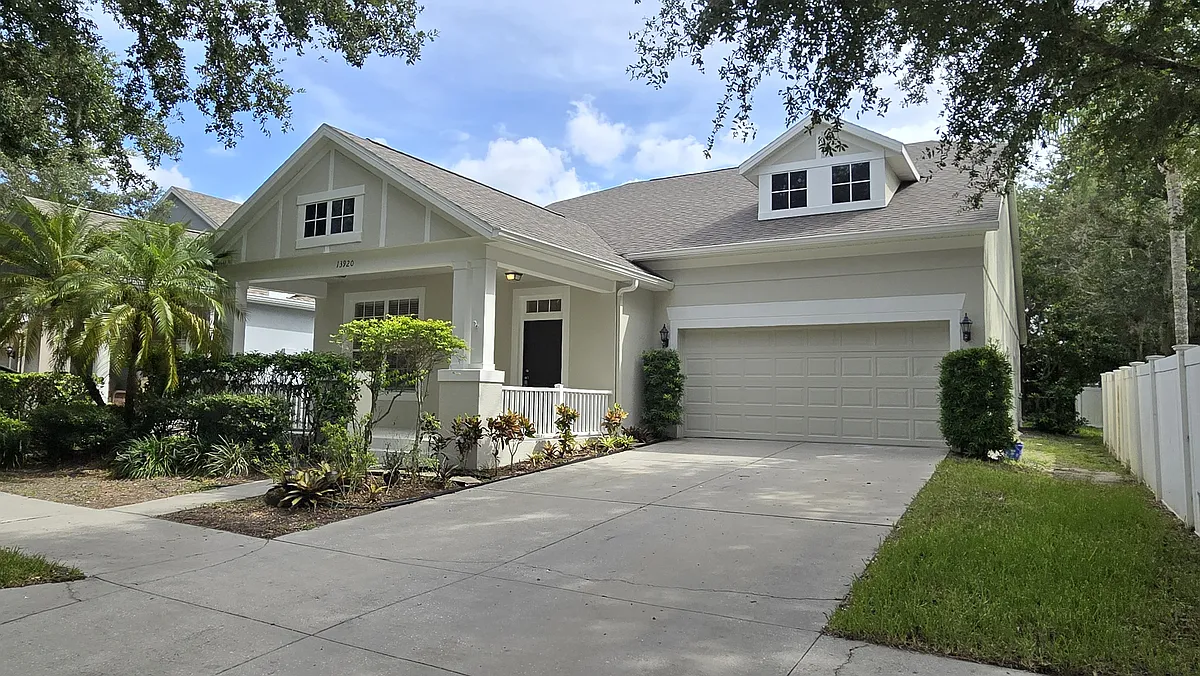 Building Photo - 13920 Orange Crest Dr