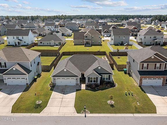 5th image of 436 Worsley Way