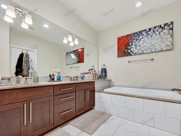 5618 Lindell Ave #6 — Photo 16