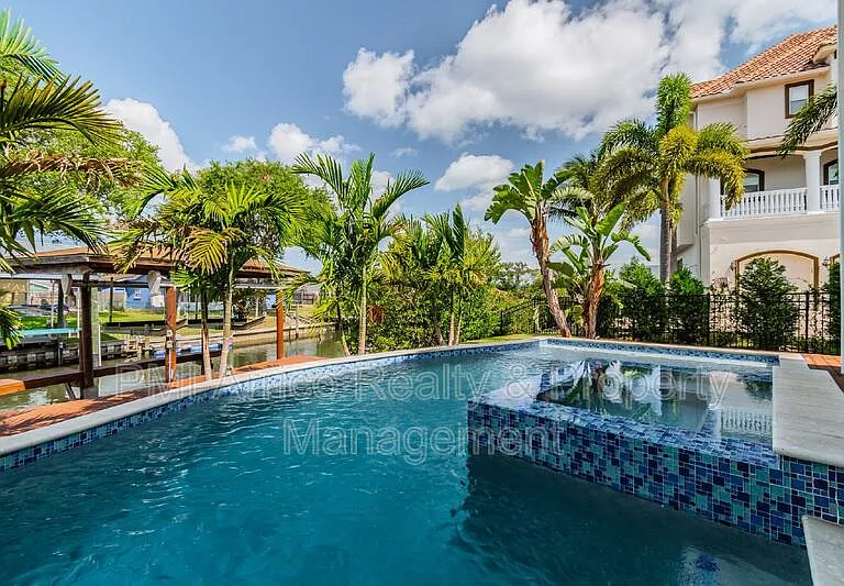 539 Treviso Dr — Photo 3