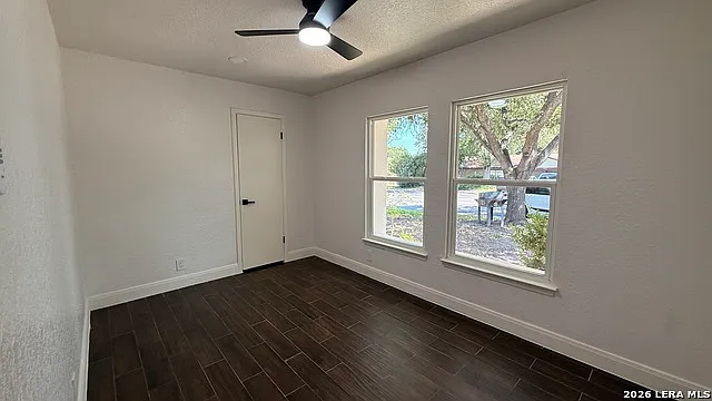 14263 Clover Hl — Photo 17