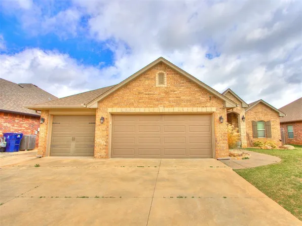 11313 SW 41st Ter, Mustang, OK 73064