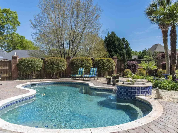 324 Bent Oak Dr, Chapin, SC 29036