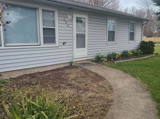 604 Olympia Rd, Valparaiso, IN 46385