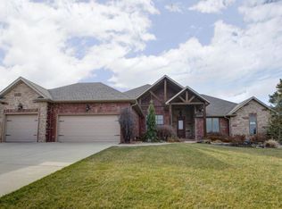 4415 E Pearson Meadow Ln, Springfield, MO 65802