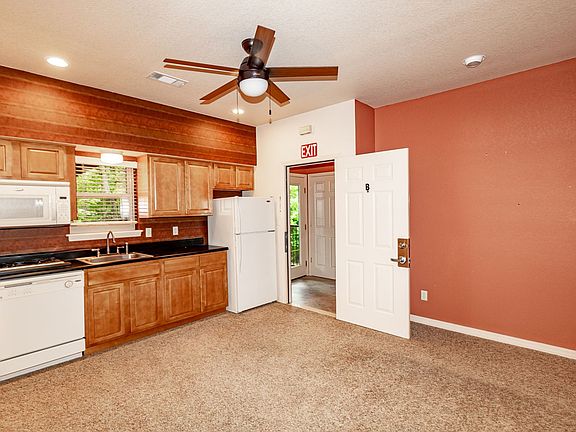 4th image of 117 Desoto Center Dr #1B-1BA-440SQFT