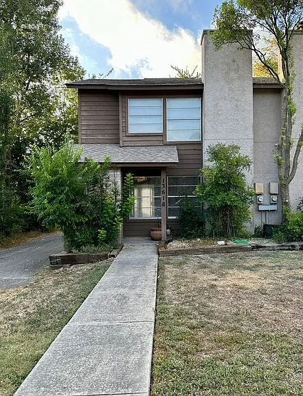 13618 Dutch Myrtle — Photo 2