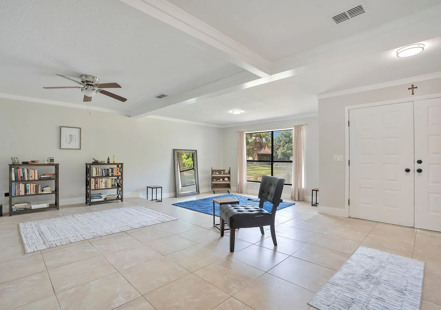 Spacious 3bed 2bath in Wedgefield! — Photo 3