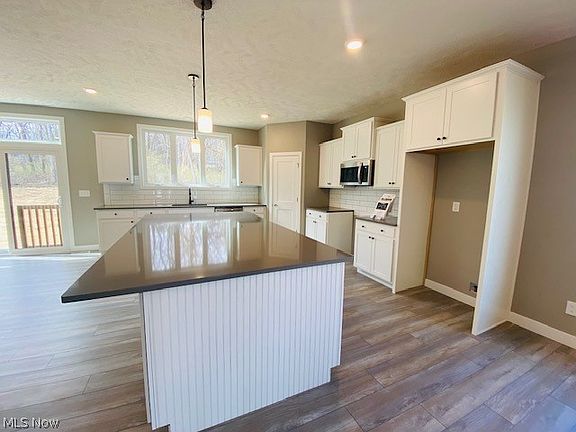 4th image of 109 Greta Ct