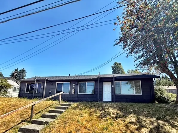 3326 Halverson Ave, Bremerton, WA 98310