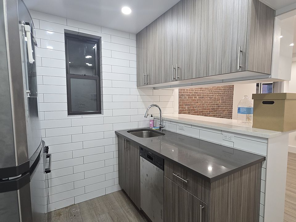 1st image of 216 E 29th St APT 2A