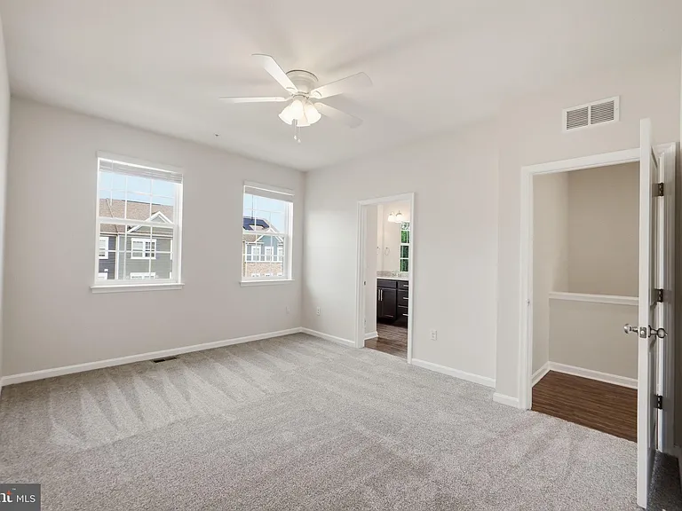 1806 Kellington Ct — Photo 17
