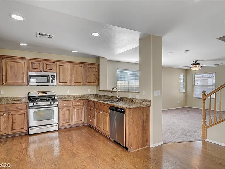 8269 New Leaf Ave — Photo 15