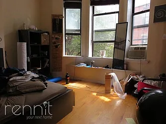 Rented by Rennit Inc.