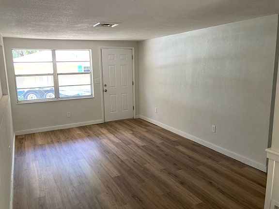 Fantastic living room with lots of natural light!