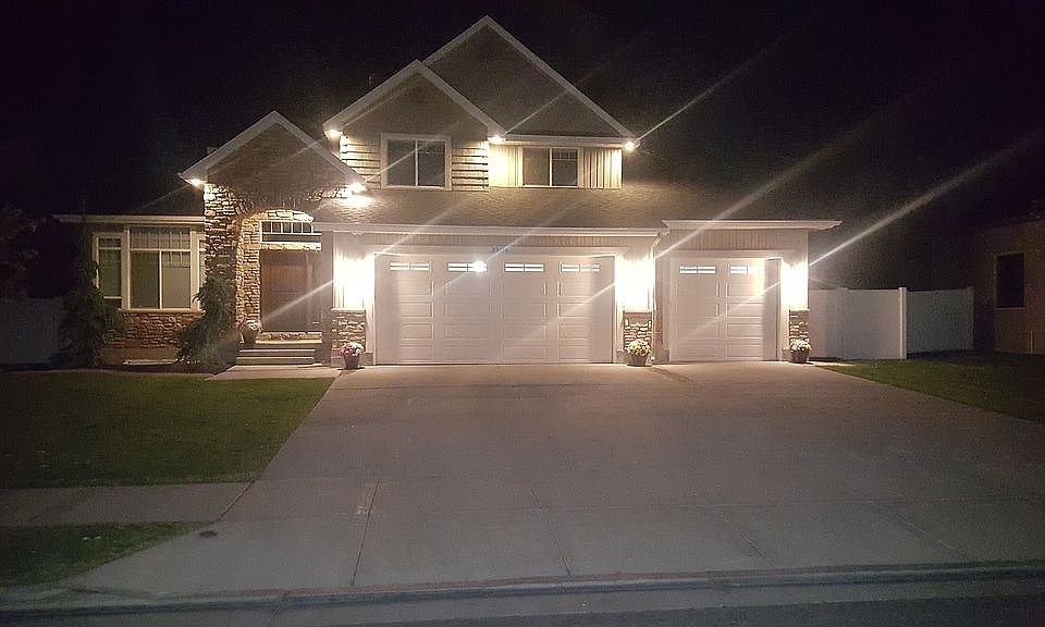 1st image of 3904 Barossa Dr