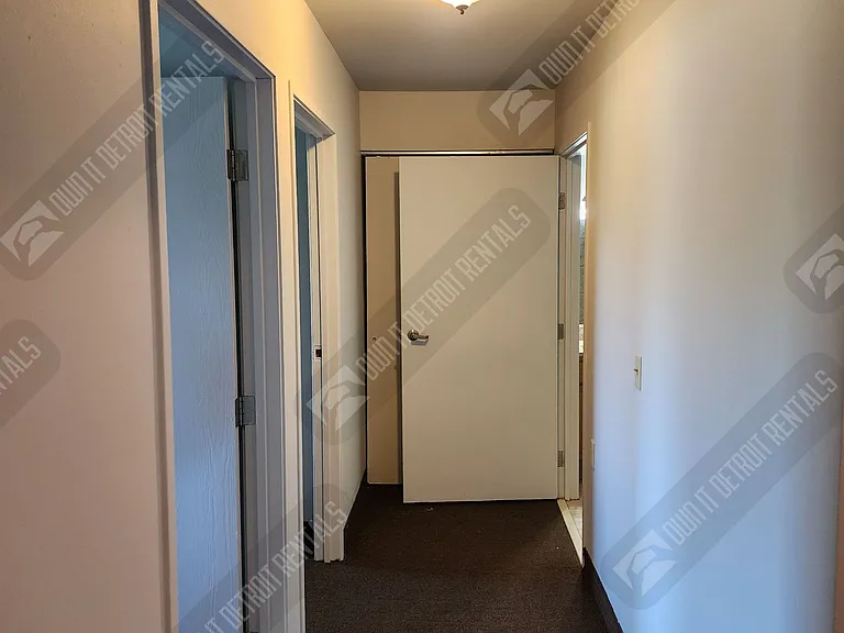 1800 Brainard St #104 — Photo 8