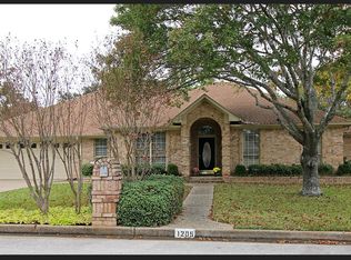 1205 W Rieck Rd, Tyler, TX 75703