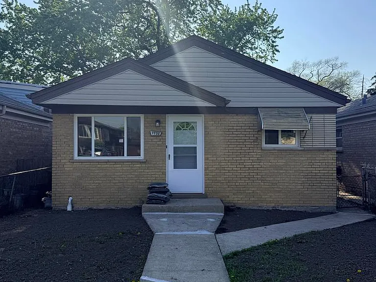 7732 Lotus Ave — Photo 1