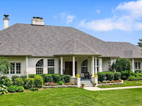 2nd image of 40W842 Campton Meadows Dr