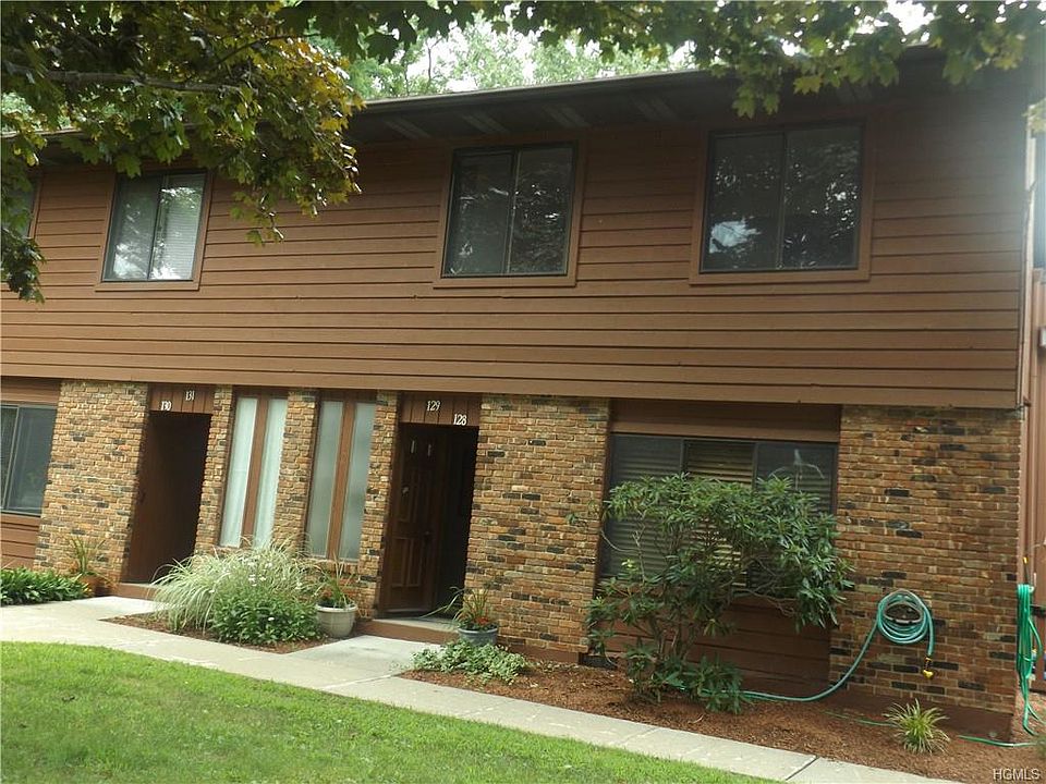 1st image of 129 Coachlight Sq