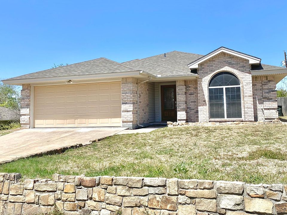 1st image of 1402 Westbriar Dr