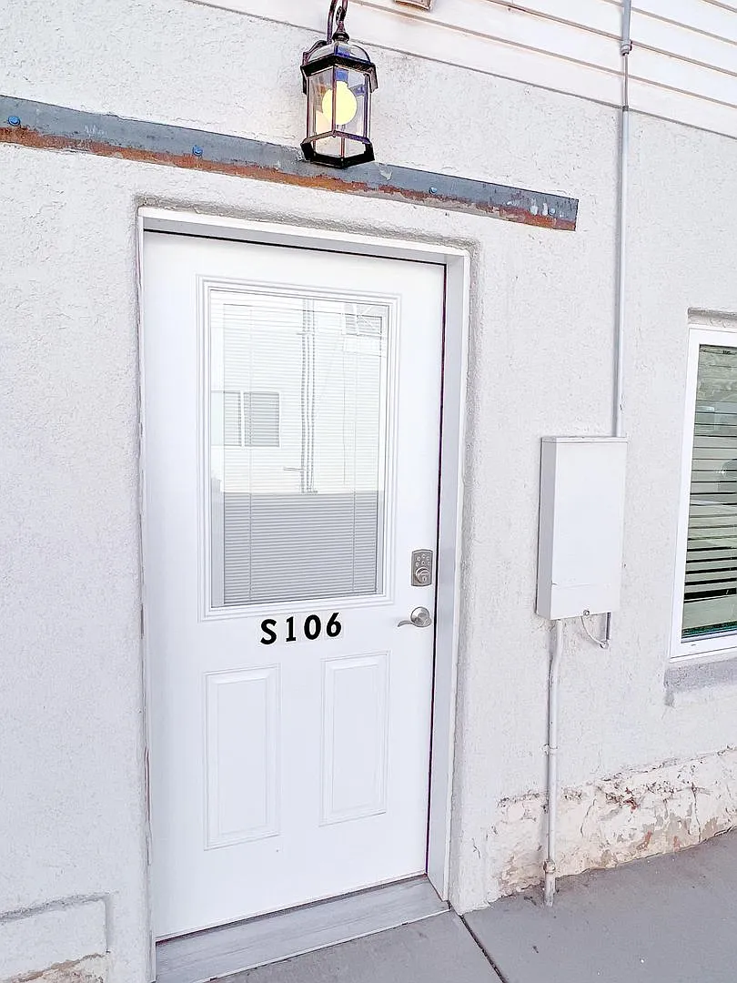 S106 - *utilities included* Ground Floor Studio! — Photo 1