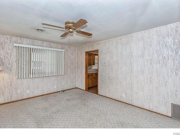 3rd image of 4333 Saint Dominic Ln