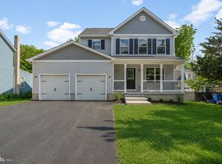 69 Main St, Bridgeport, NJ 08014