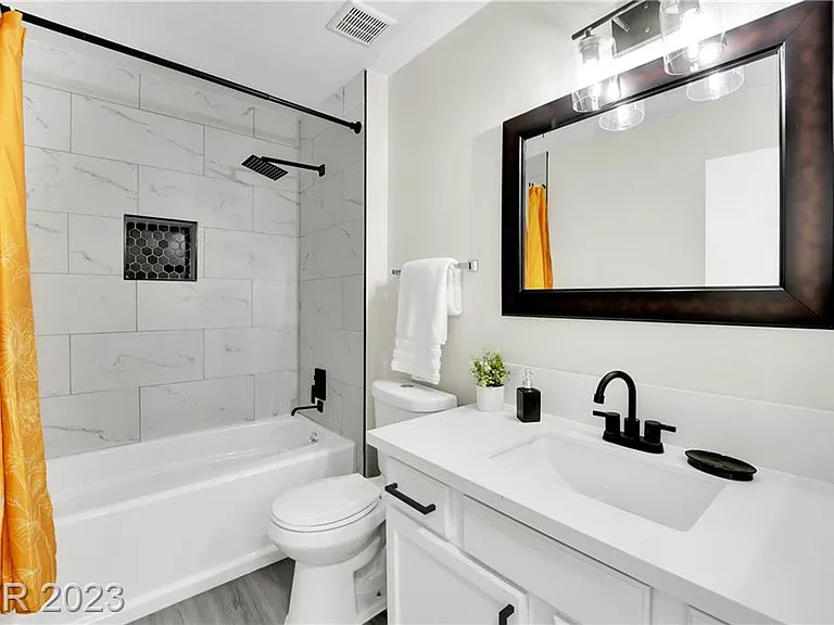 7083 Burcot Ave #E90 — Photo 4