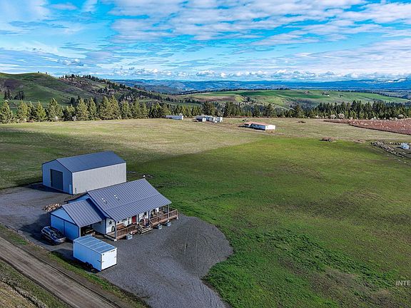2nd image of 194 Golden Acres Dr