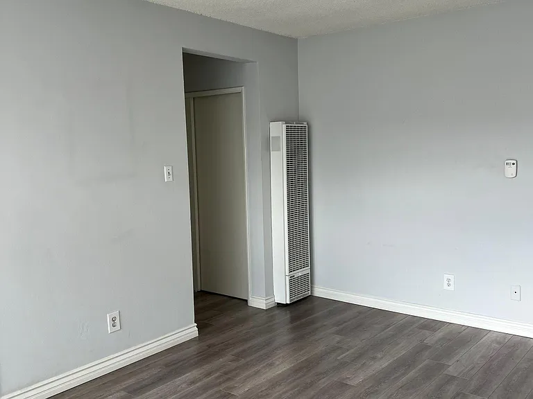 1035 N Edinburgh Ave #11B — Photo 11