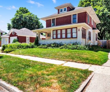 812 Woodward St, Waukesha, WI, 53186