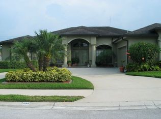 2205 Chesterfield Cir, Lakeland, FL 33813