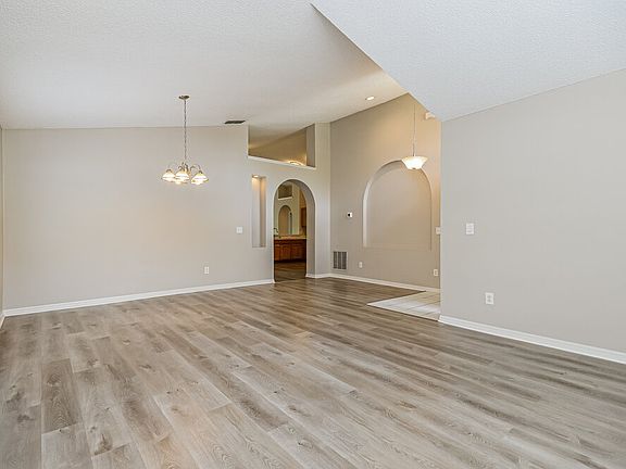 3rd image of 11528 Grazeley Ct